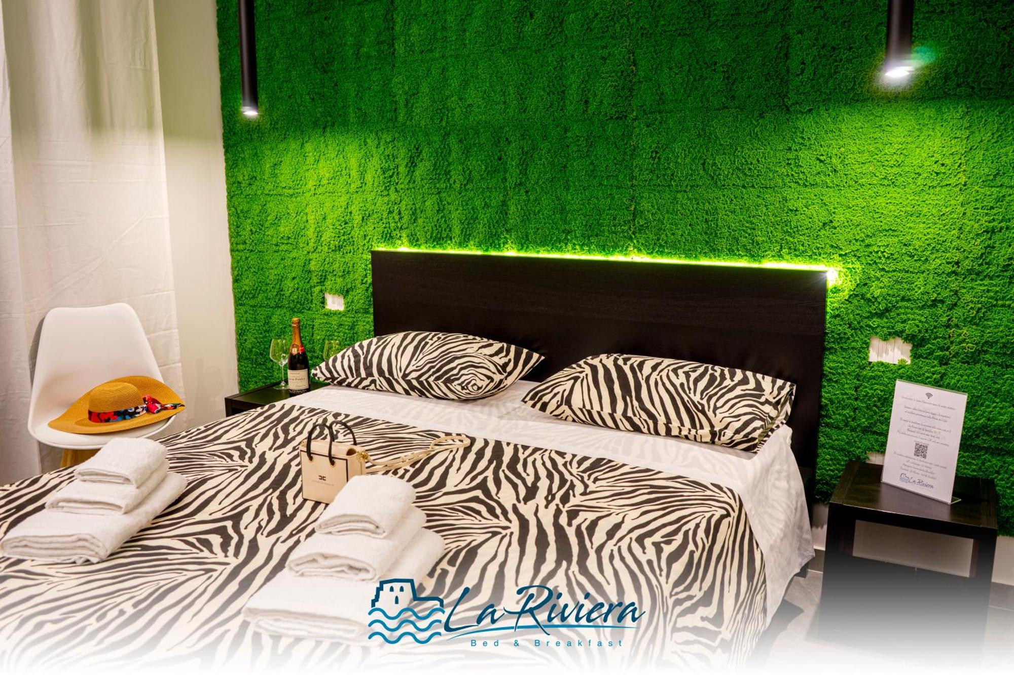 La Riviera Bed & Breakfast Scalea Bagian luar foto